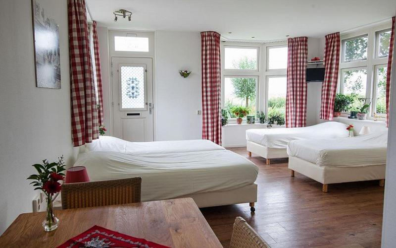 Farm Overleekerhoeve Monnickendam Bagian luar foto