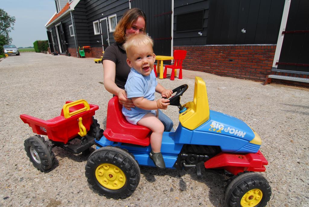 Farm Overleekerhoeve Monnickendam Bagian luar foto